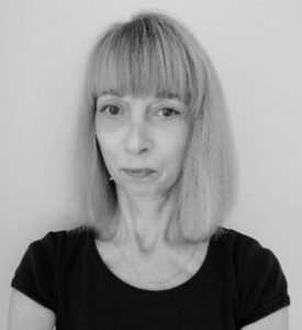 Portrait de Marie-Christine Monnet cours de barre au sol et danse classique